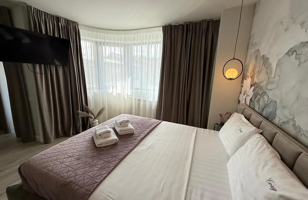 Luxury Collection - Premium Studios Brasov-1